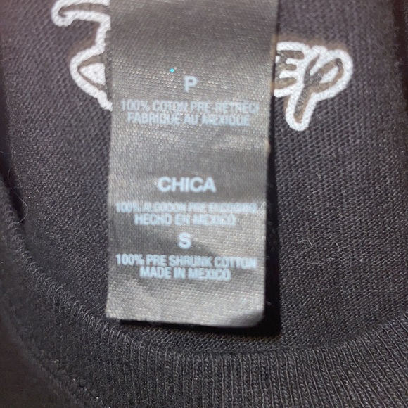 NWOT Disney Minnie Mouse Leopard Print Bow Tee. Size S - Picture 2 of 2